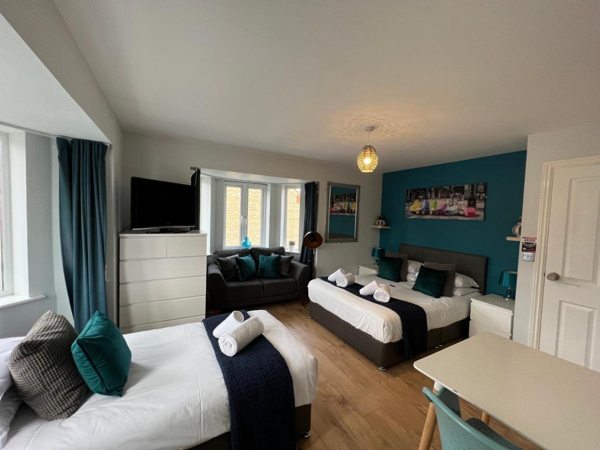 Short Stays, Beautiful Serviced Accommodation Bicester Extérieur photo